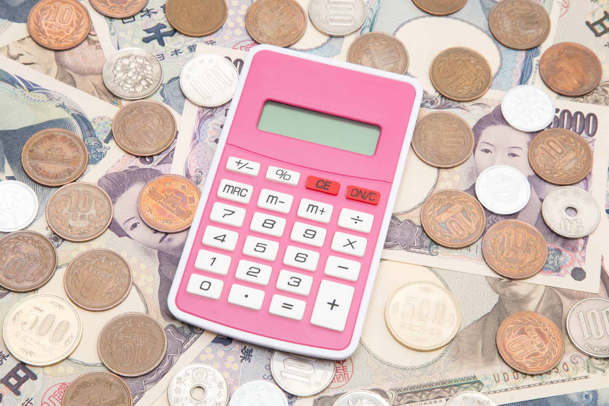 前歯の入れ歯の費用のイメージ